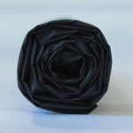 Hitam