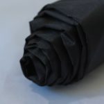 Hitam